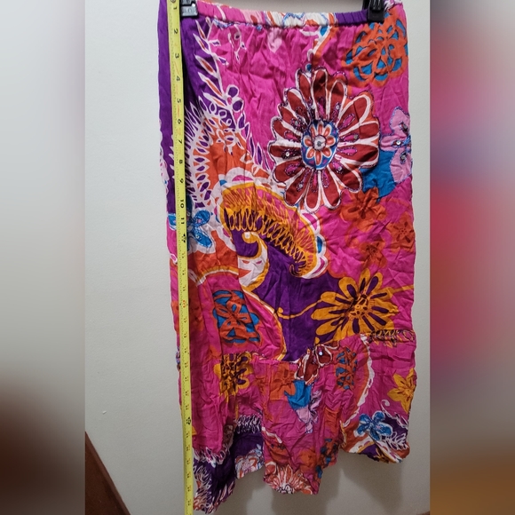CATO Bohemian Floral skirt w/ sequin. Size 14/16 . - Picture 7 of 10